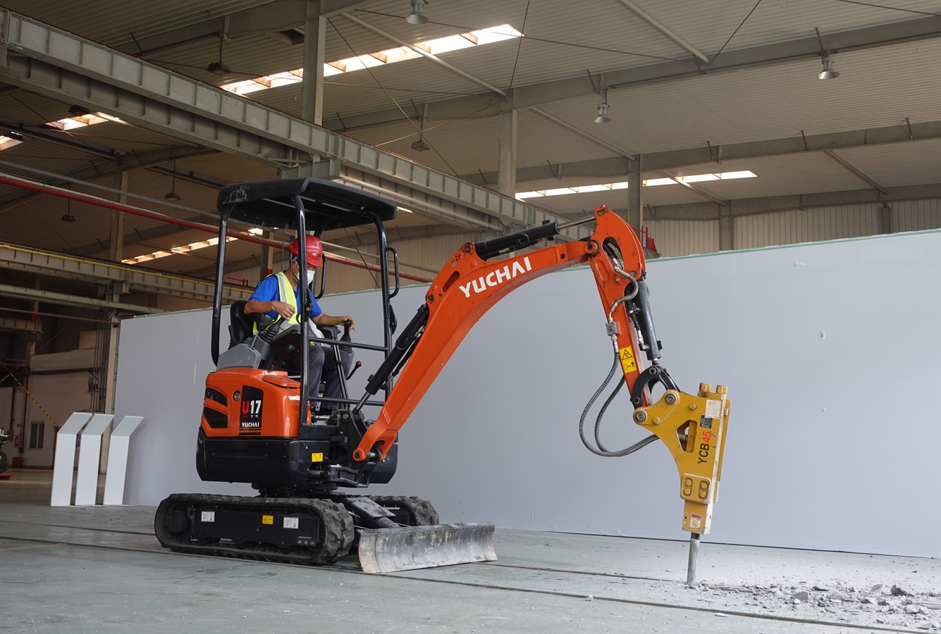 Mini Excavator Selection Guide for Landscaping
