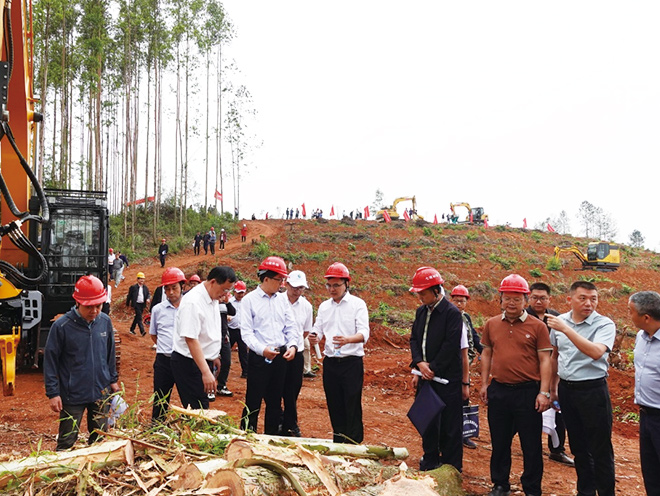 Yuchai Heavy Industry was invited to participate in the promotion and application conference of forestry mechanization in Guangxi's state-owned forest