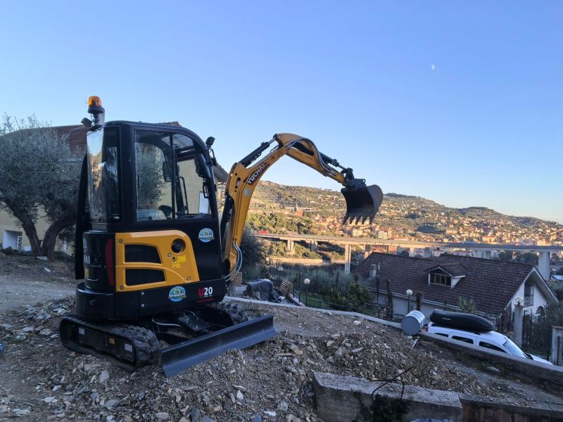 Yuchai Equipment European Working Condition Feedback Photos: U20 & YC215 Construction Scenes