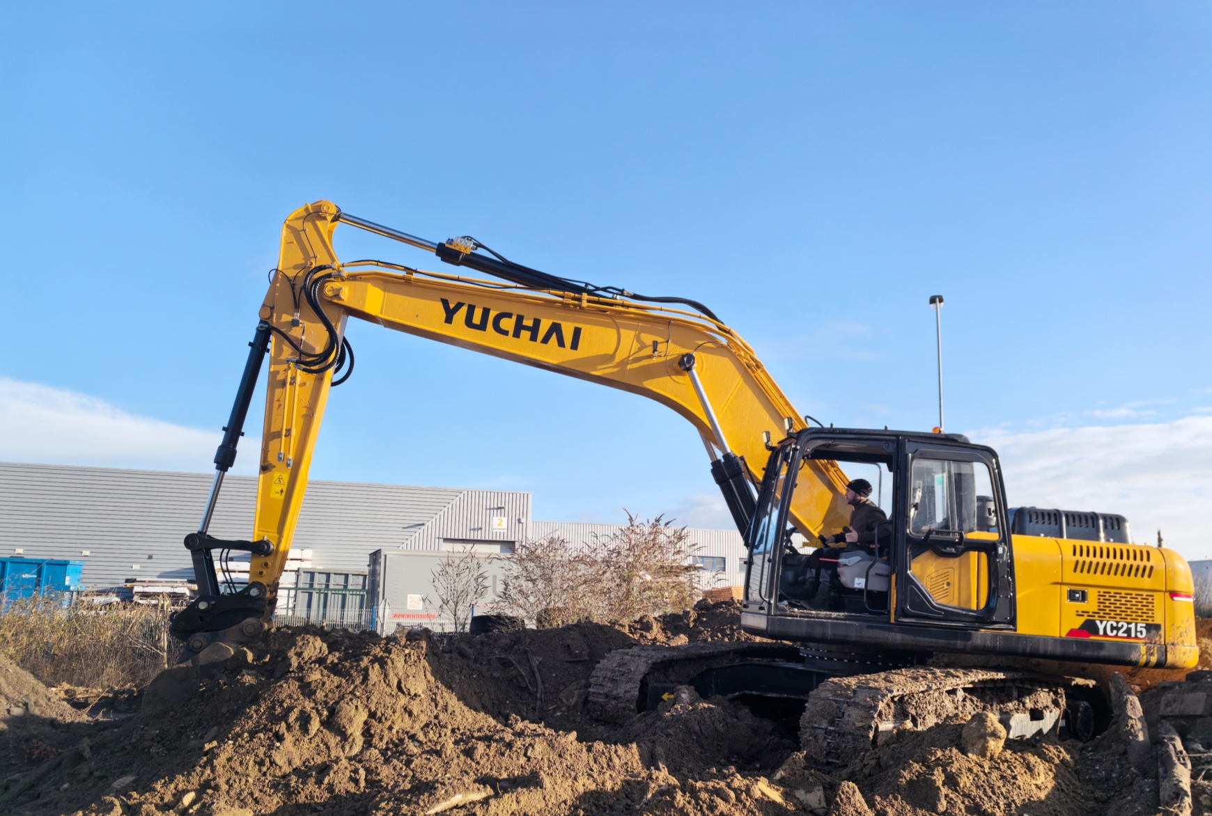 YC215-9: Proven Robust Power to Conquer All Construction Job Sites