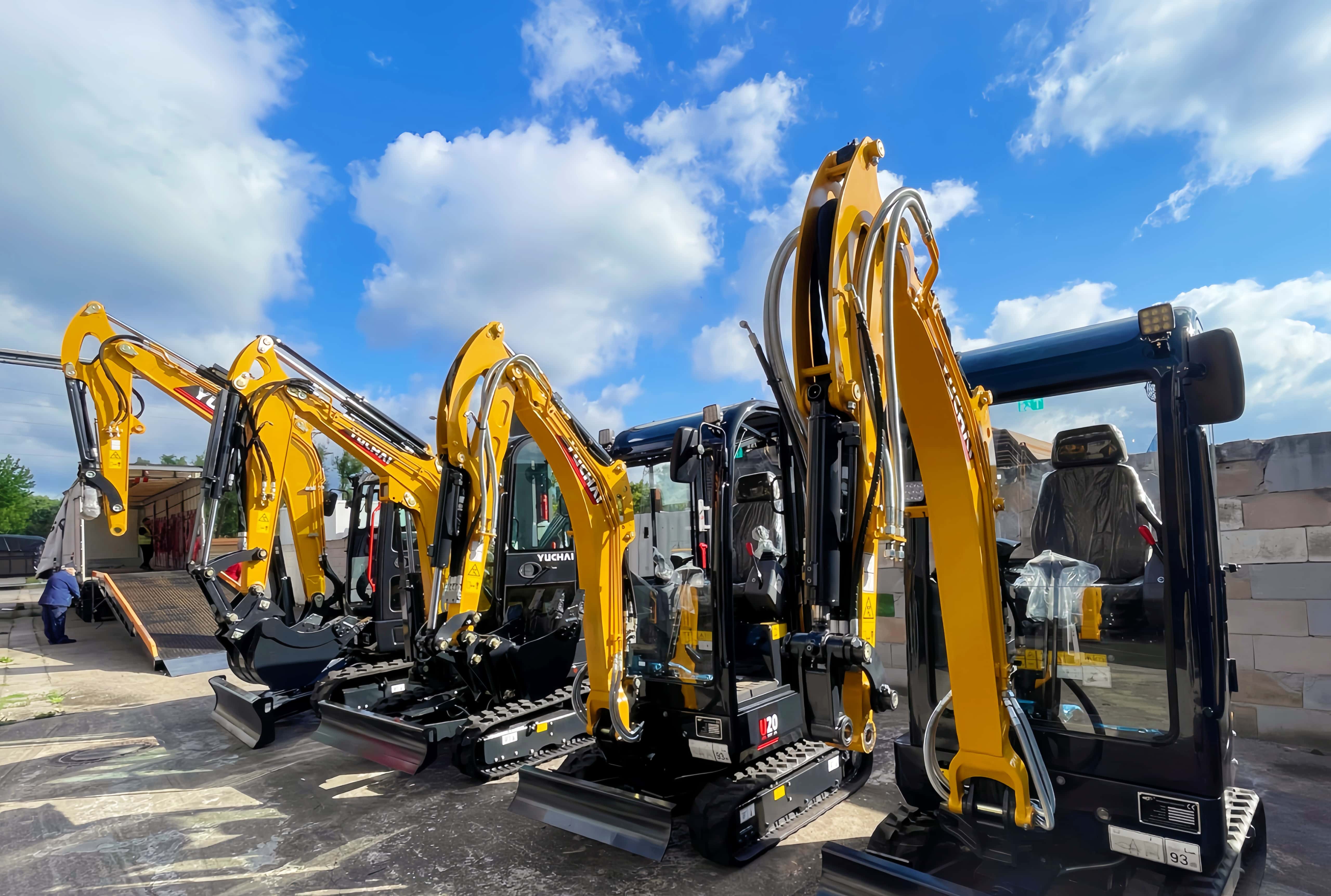 Yuchai U20 Mini Excavator Delivery to German