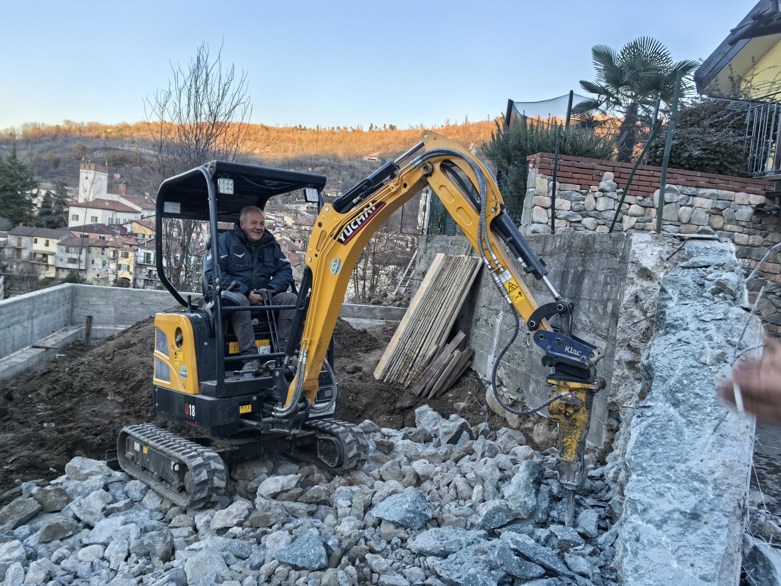 European Demolition Sites: Powered by Yuchai Equipment's Excavator