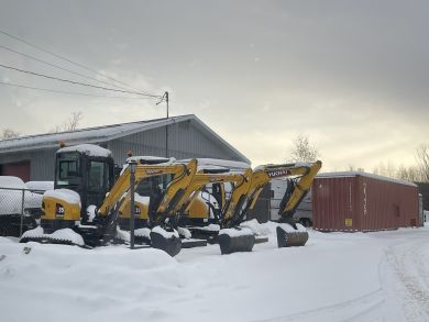 Yuchai U35 Zero-Tailed Mini Excavator Canadian Customer Case