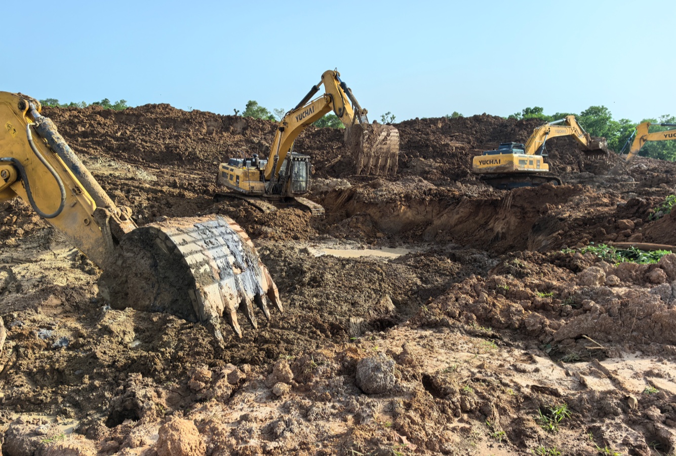 YC390 vs YC550: cómo elegir la excavadora Yuchai mediana-grande adecuada para minería