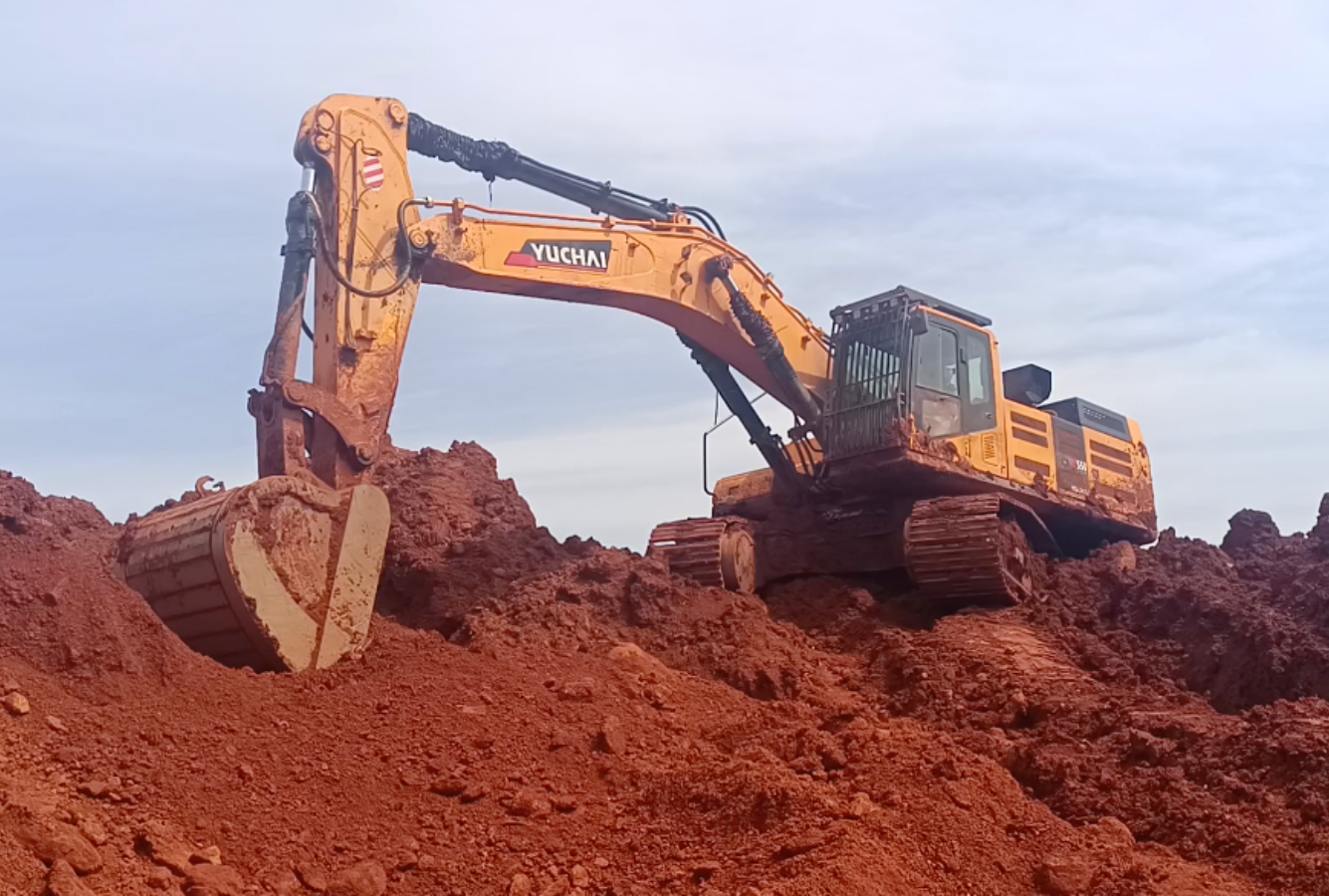 YC390 vs YC550: cómo elegir la excavadora Yuchai mediana-grande adecuada para minería