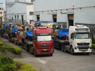 Equipaggiamento Yuchai YC230 Excavatori esportati in blocco all'estero