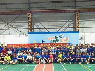 Yuchai Heavy Industry hospeda festividades do "Festival do Meio-Autumn ＆ National Day"